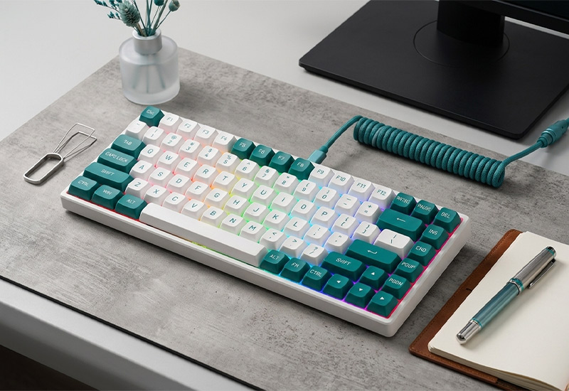 84-Key-Hot-Swappable-Magnetic-Axis-Competitive-Wired-Mechanical-Keyboard-With-Dual-8K-Performance-Key-Selling-Points